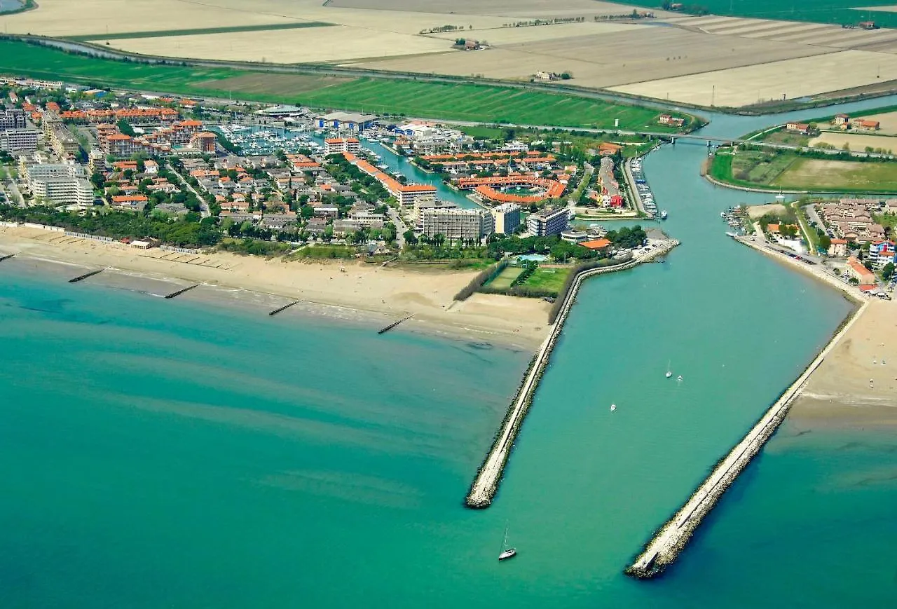 Apartment Studio For 4 People With Terrace-Beahost Rentals Porto Santa Margherita di Caorle