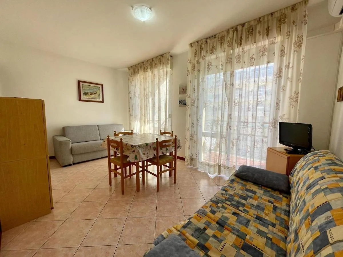 Apartment Studio For 4 People With Terrace-Beahost Rentals Porto Santa Margherita di Caorle Italy